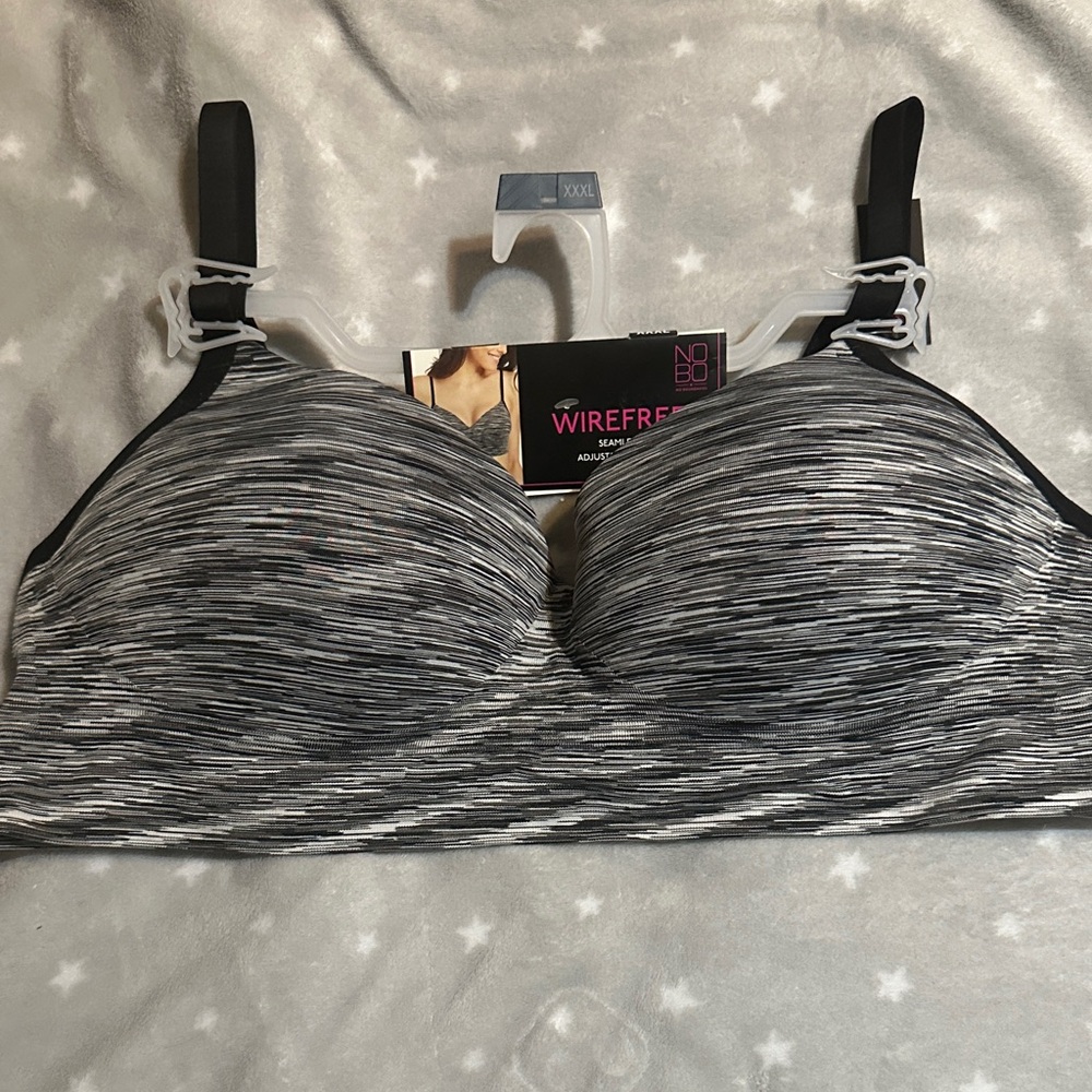 No Boundaries Black and Gray Wirefree Bra